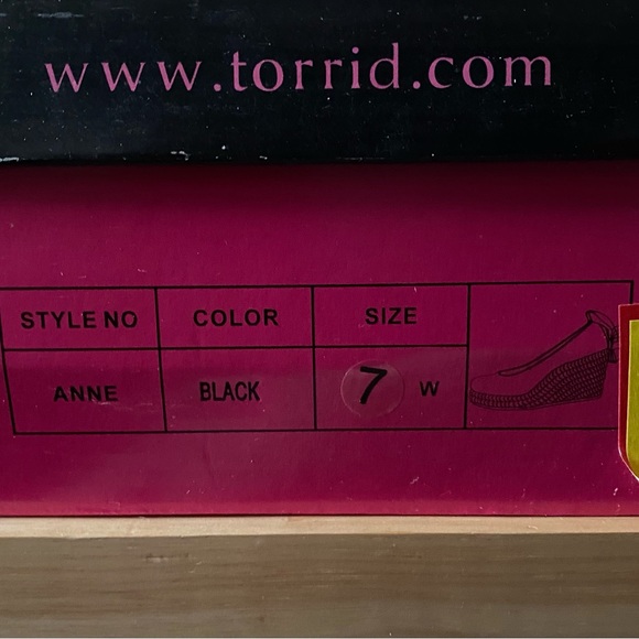 Torrid Lace-up Espadrille’s size 7 Black - Picture 15 of 16